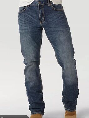 Cody James Straight Jeans in Dark Blue - Classic Denim